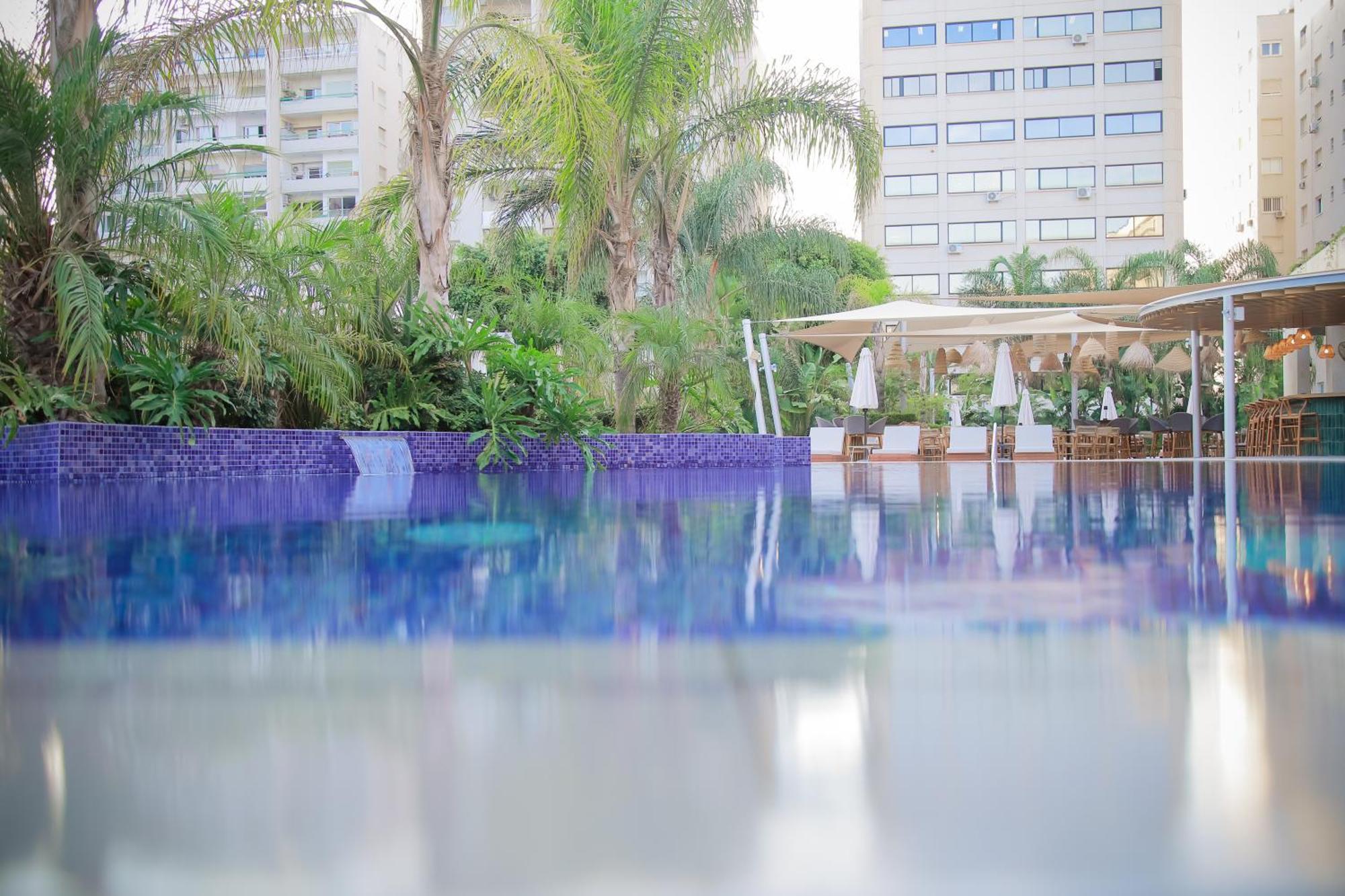 Odysseia Hotel Kapetanios Limassol Bagian luar foto