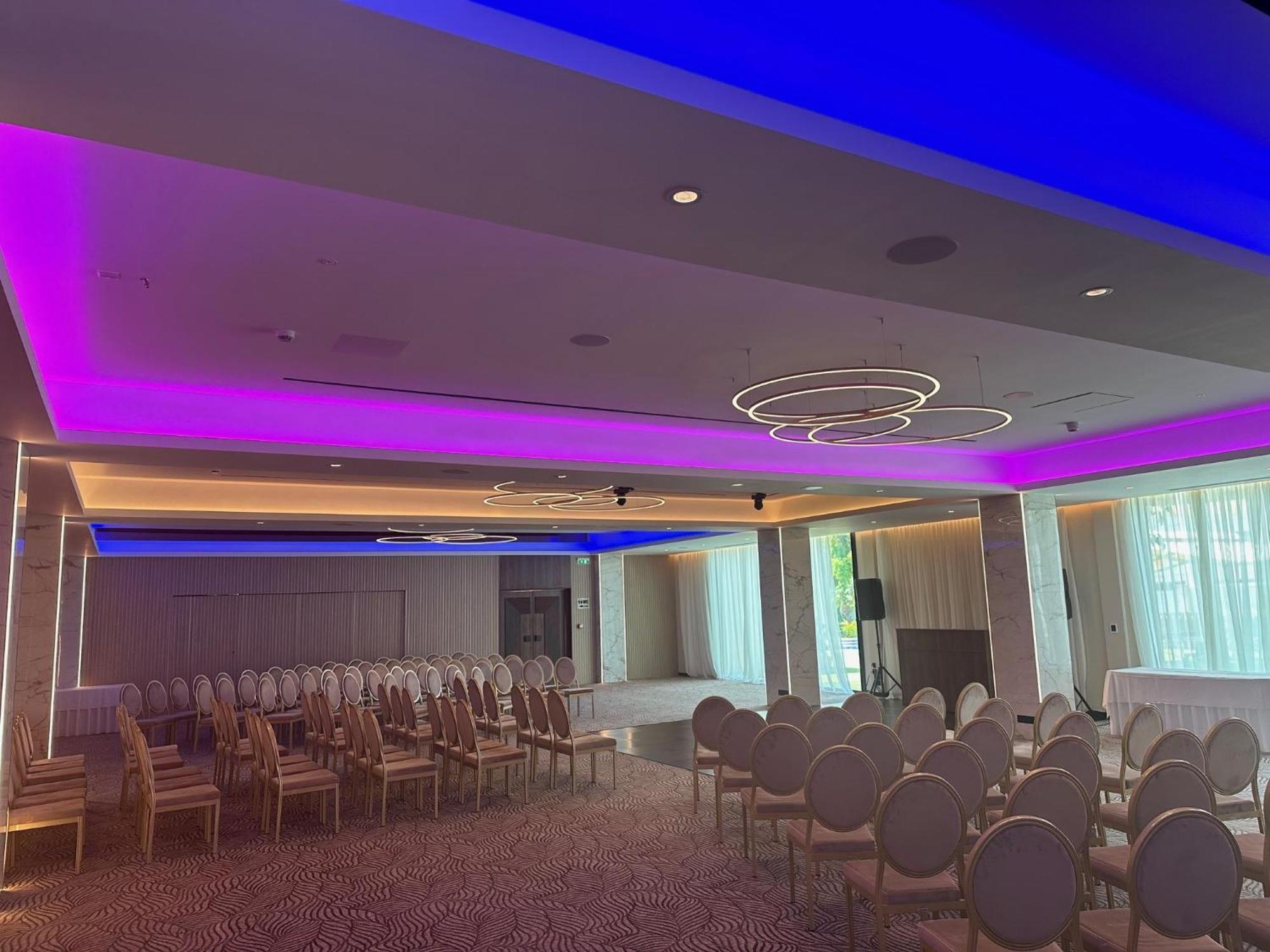 Odysseia Hotel Kapetanios Limassol Bagian luar foto